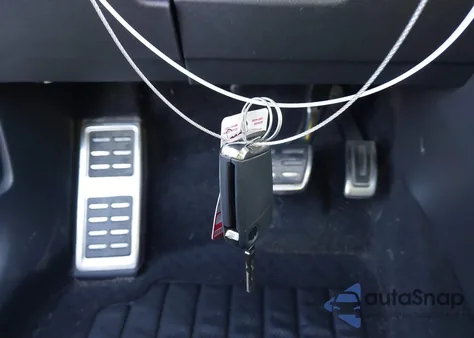 2020 Volkswagen Tiguan 2.0T Se/2.0T Se R-Line Black/2.0T Sel из США, поврежденный, VIN 3VV3B7AX5LM113005